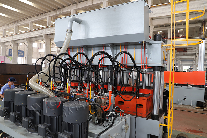 多工位拉伸機 多工位拉伸機