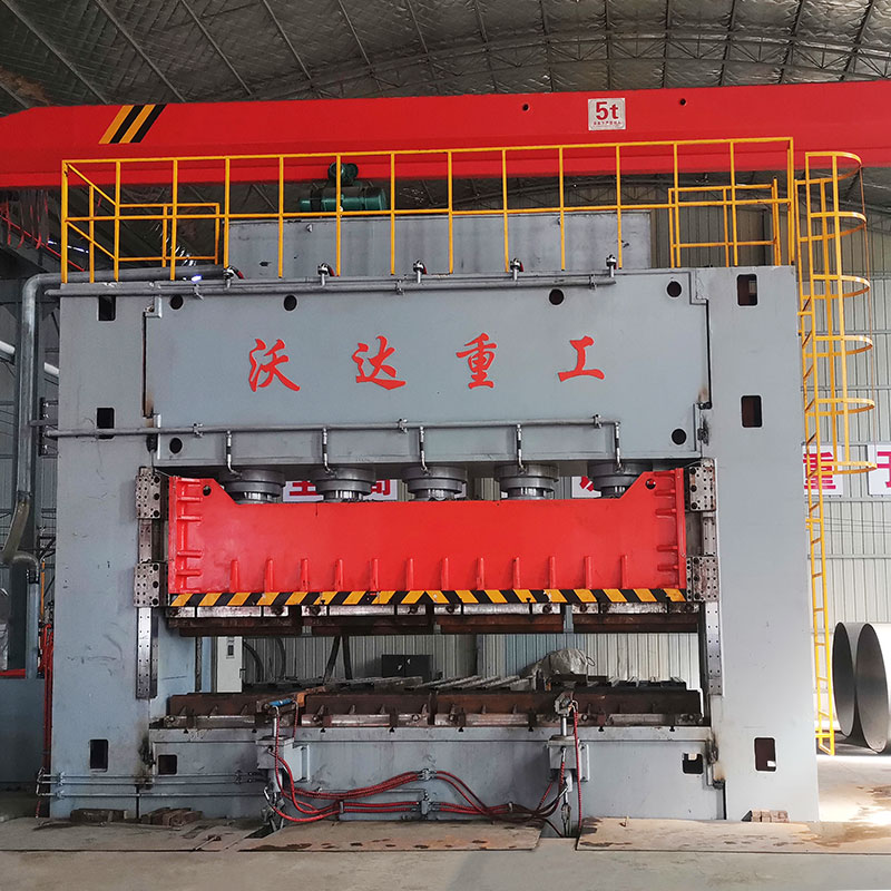 2500噸框(kuàng)架式液壓機