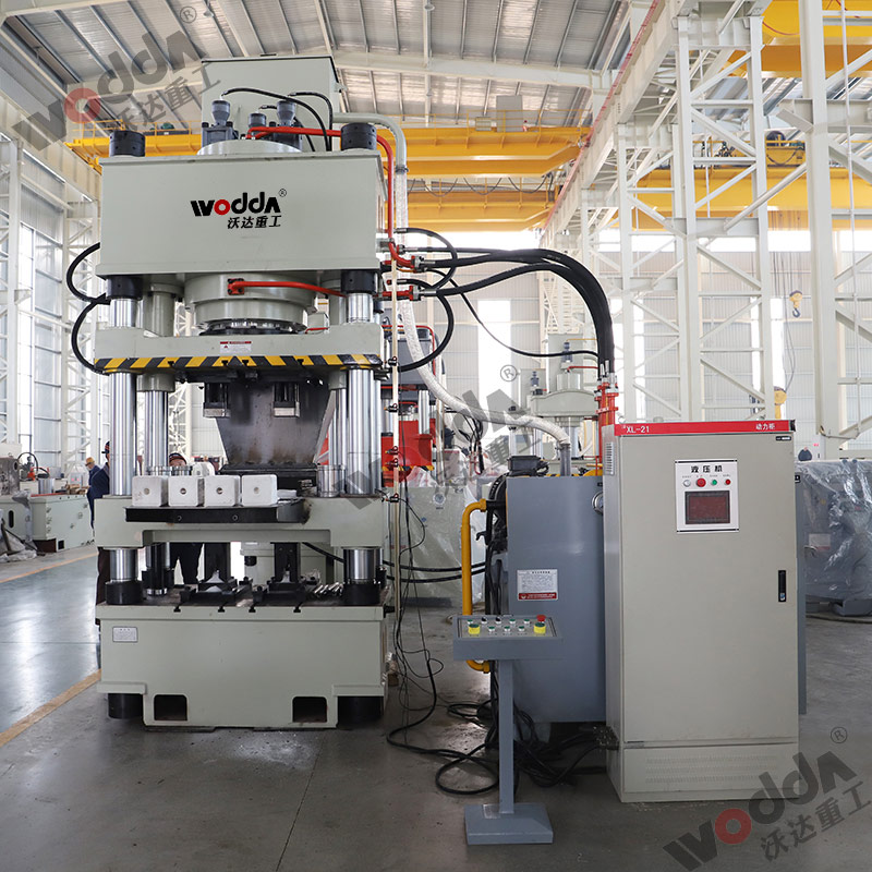 630噸牛羊舔磚液壓機 630噸牛羊舔磚液壓機