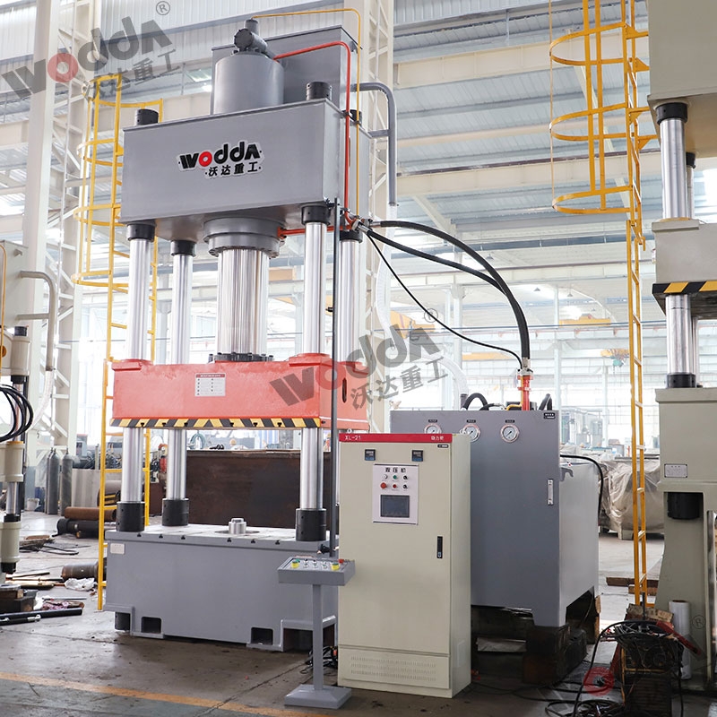 500噸三梁四柱液壓機 500噸三梁四柱液壓機