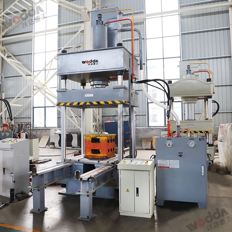 200噸四柱液壓機帶移動工作台 200噸四柱液壓機帶移動工作台