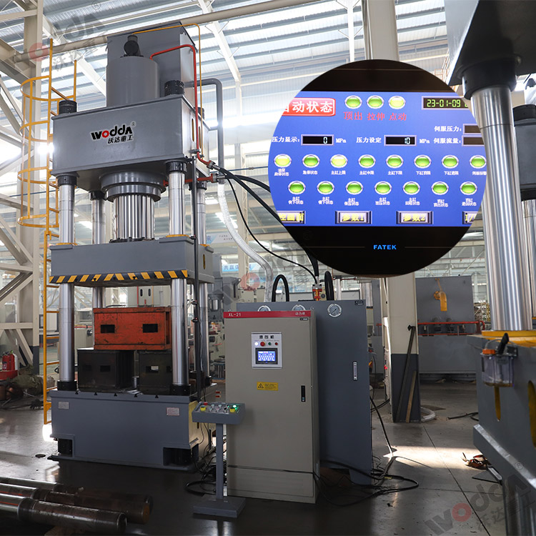 630噸伺服四柱油壓機 630噸伺服四柱油壓機