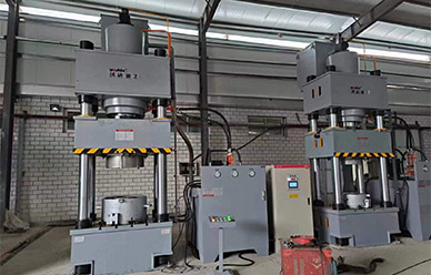 500噸橡塑(su)制品液壓(yā)機