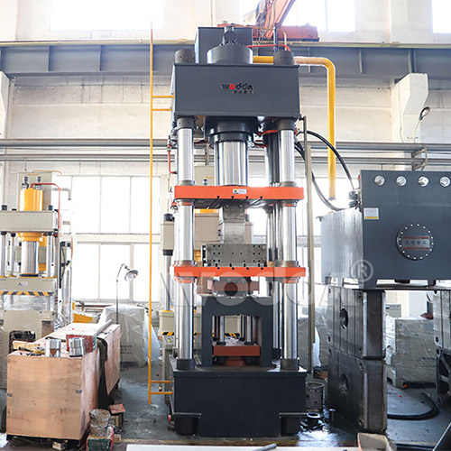 匣缽成型(xíng)設備_800噸匣(xia)缽成型液(ye)壓機