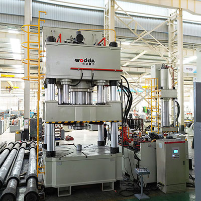 大直徑封(feng)頭拉伸液壓(ya)機_1750噸封頭拉(la)伸機